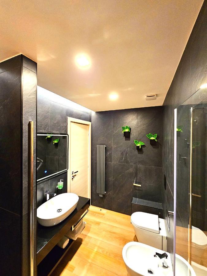 Trilogy Prestige - Central Premium Suites Lecce Exterior photo